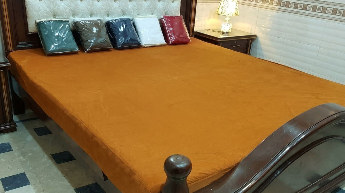 03 - Plain Double Bed Waterproof Mattress Cover